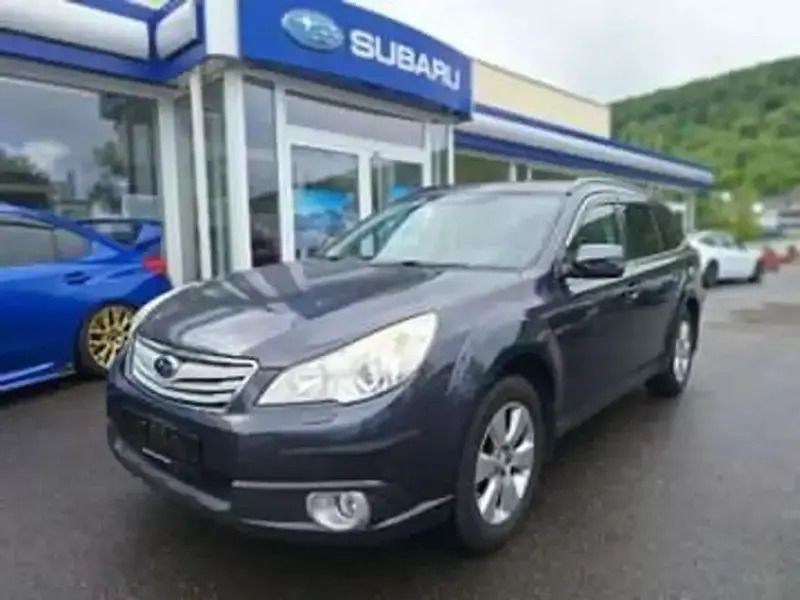 Gris Utilisé 2012 Subaru Outback SUV | 9 980 € - Image 1/4