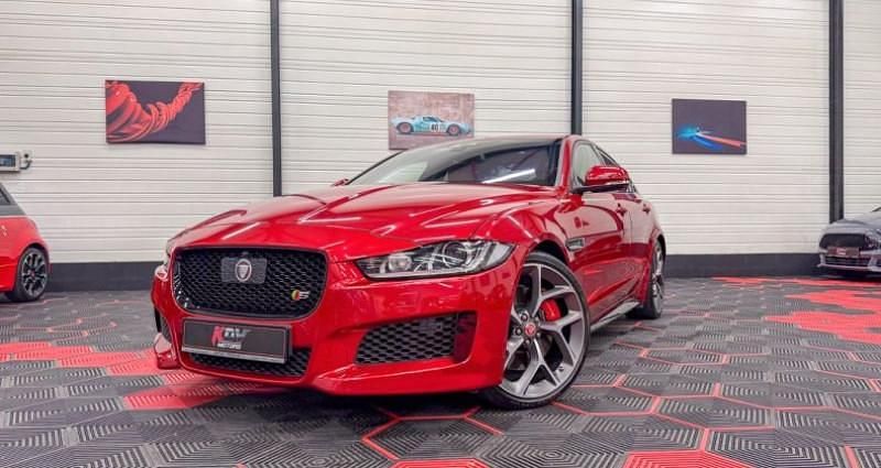 Rouge Occasion 2016 Jaguar XE S Berline | 31 990 € - Image 1/4