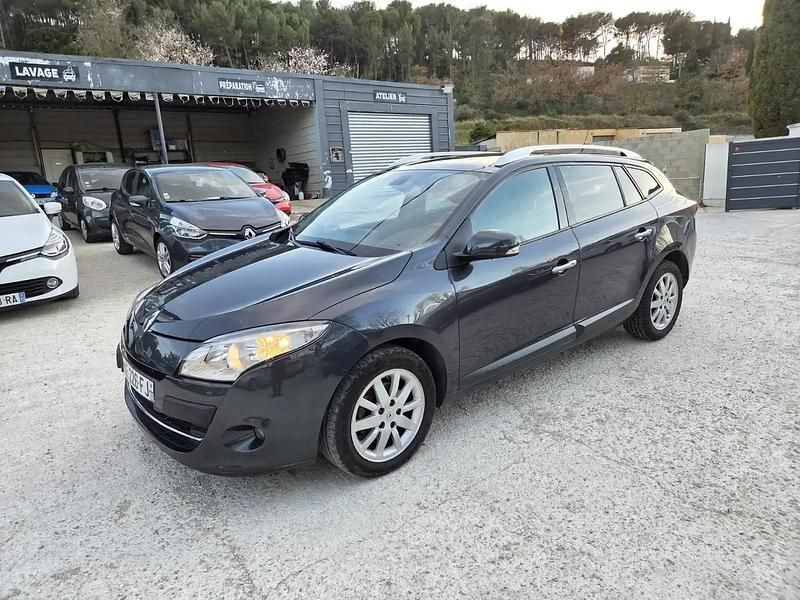 Occasion Renault Mégane GrandTour 131 ch (96 kW) 2009 Gris Break