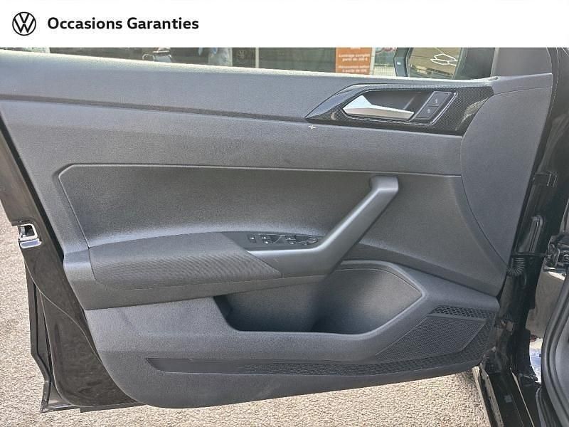 Image 2/4