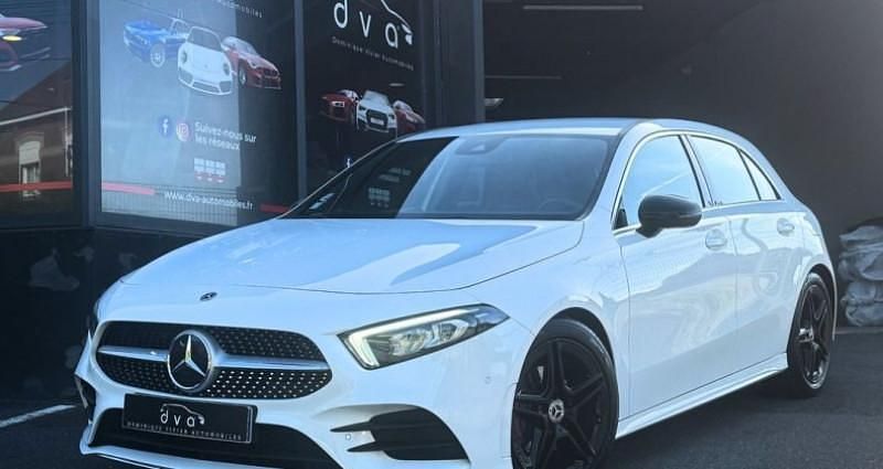 Blanc Utilisé 2020 Mercedes A180 AMG line Berline | 25 990 € (Prix cher) - Image 1/4