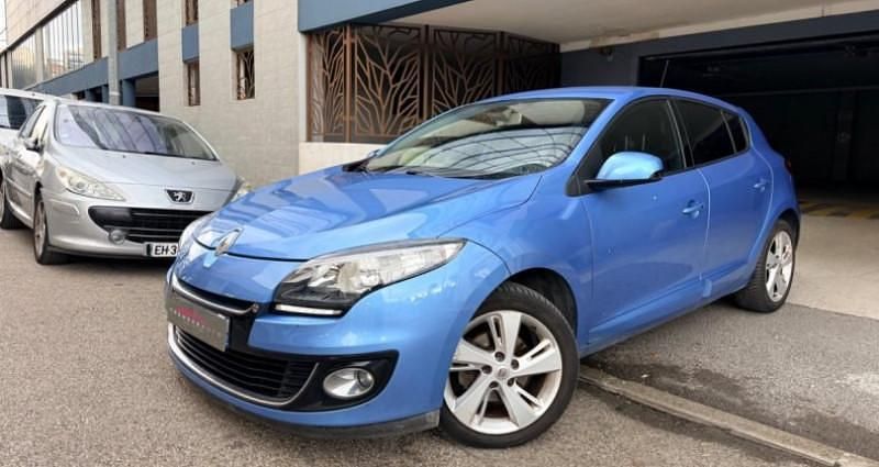 Bleu Utilisé 2012 Renault Mégane III Dynamique Berline | 4 490 € (Bon prix) - Image 1/4
