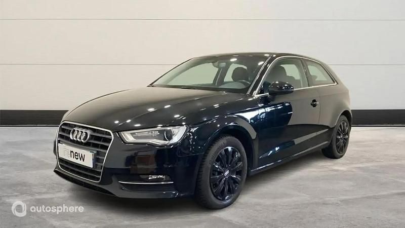 Noir Utilisé 2016 Audi A3 Advanced Berline | 16 499 € - Image 1/4