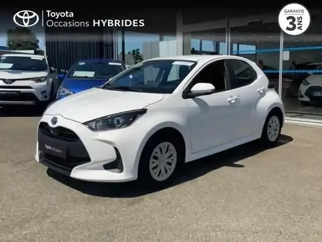 Occasion Toyota Yaris Hybrid 92 ch (67 kW) 2023 Blanc Berline
