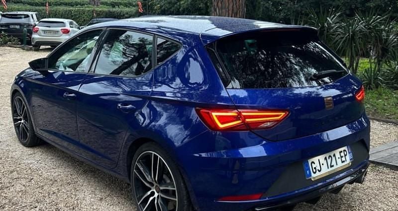 Occasion Seat Leon CUPRA 291 ch (214 kW) 2019 Bleu Berline