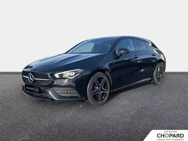 Noir Occasion 2021 Mercedes CLA250 Shooting Brake Break | 30 990 € - Image 1/4