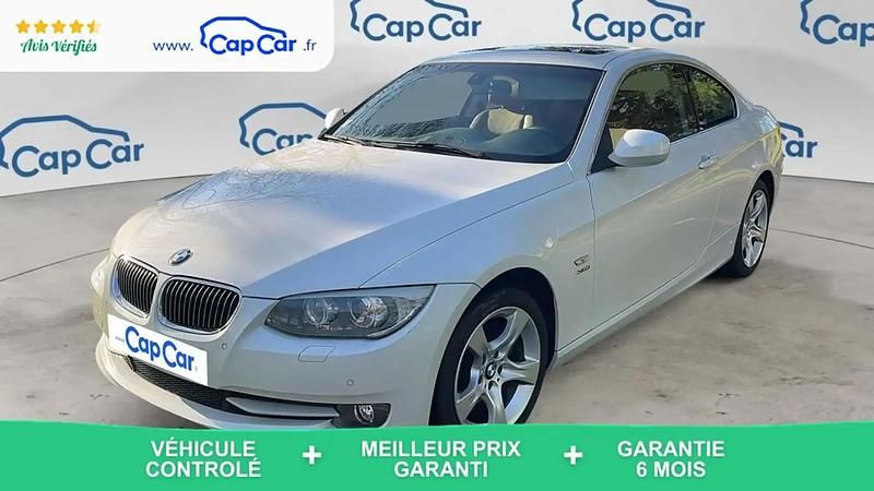 Blanc Occasion 2012 BMW 330 Sport Line Berline | 16 990 € - Image 1/4