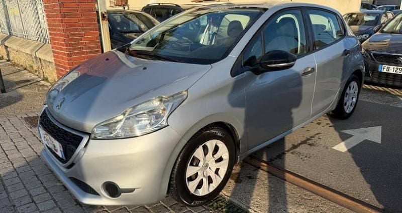 Utilisé 2012 Peugeot 208 Active Citadine | 4 500 € (Prix juste) - Image 1/4