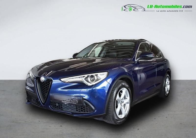 Utilisé 2017 Alfa Romeo Stelvio SUV | 28 100 € (Prix juste) - Image 1/4