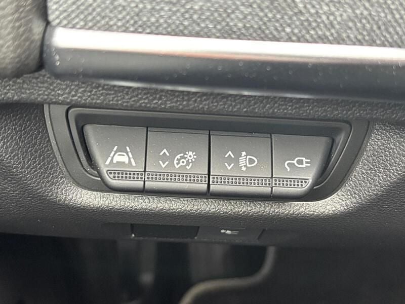 Noir Utilisé 2021 Renault Zoe Intens Citadine | 13 990 € (Prix juste) - Image 1/4