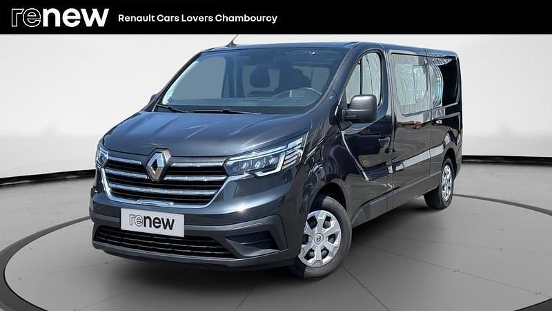 Gris Utilisé 2022 Renault Trafic Zen Van | 27 980 € (Prix cher) - Image 1/4