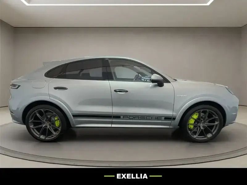 Gris Utilisé 2024 Porsche Cayenne SUV | 129 990 € - Image 1/4
