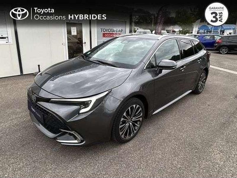 Utilisé 2024 Toyota Corolla Design | 27 880 € (Prix juste) - Image 1/1
