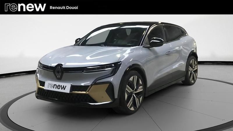 Gris Utilisé 2022 Renault Mégane Iconic Berline | 24 999 € (Bon prix) - Image 1/4