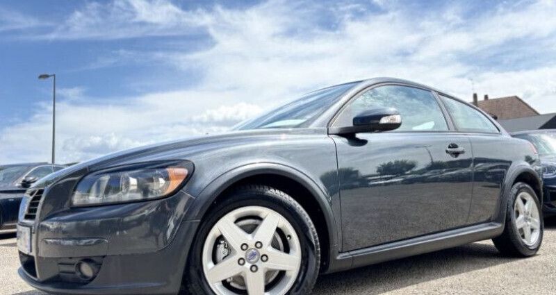 Gris Utilisé 2009 Volvo C30 Citadine | 4 990 € - Image 1/4
