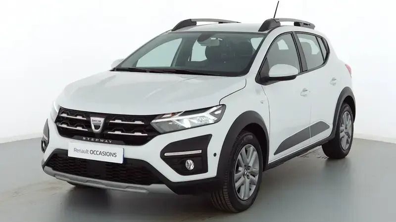 Blanc Utilisé 2022 Dacia Sandero Comfort Citadine | 12 999 € (Prix juste) - Image 1/3