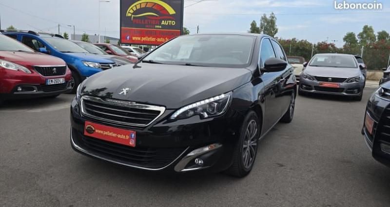 Noir Utilisé 2017 Peugeot 308 Allure Berline | 8 900 € (Bon prix) - Image 1/4