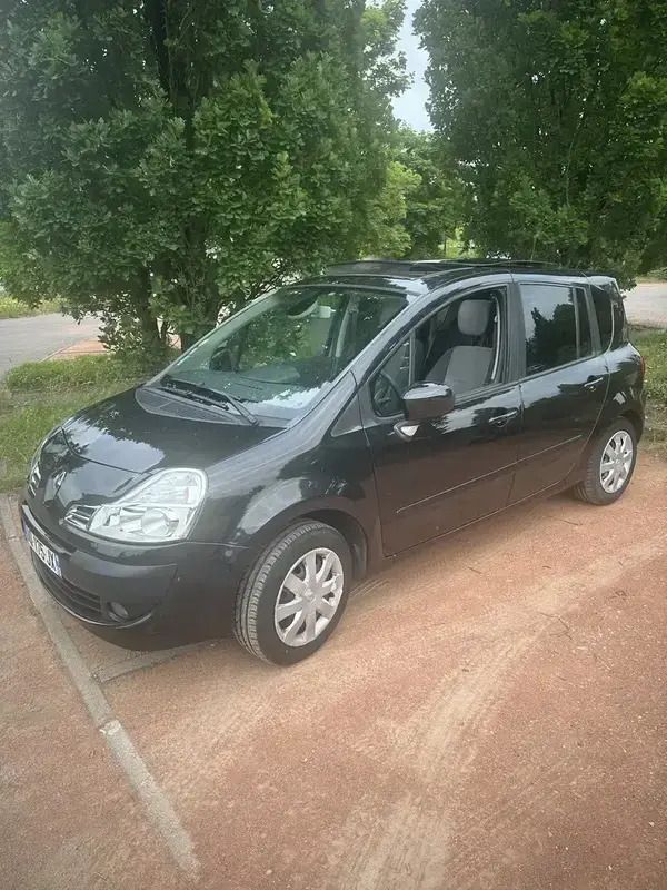 Utilisé 2010 Renault Grand Modus Dynamique Monospace | 5 900 € - Image 1/4