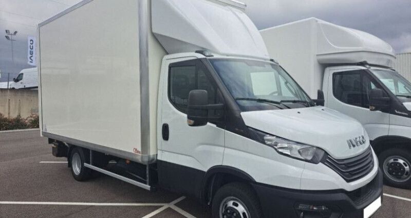 Nouvelle 2025 Iveco Daily | 70 800 € (Bon prix) - Image 1/4