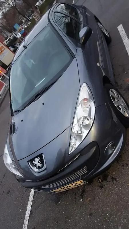Occasion Peugeot 206 68 ch (50 kW) 2010 Berline