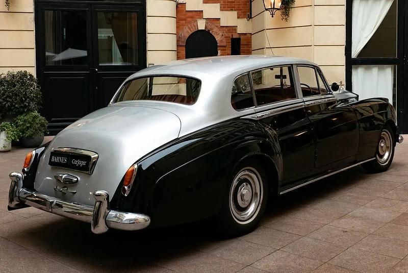 Occasion Rolls Royce Silver Cloud 190 ch (139 kW) 1960 Argent Berline