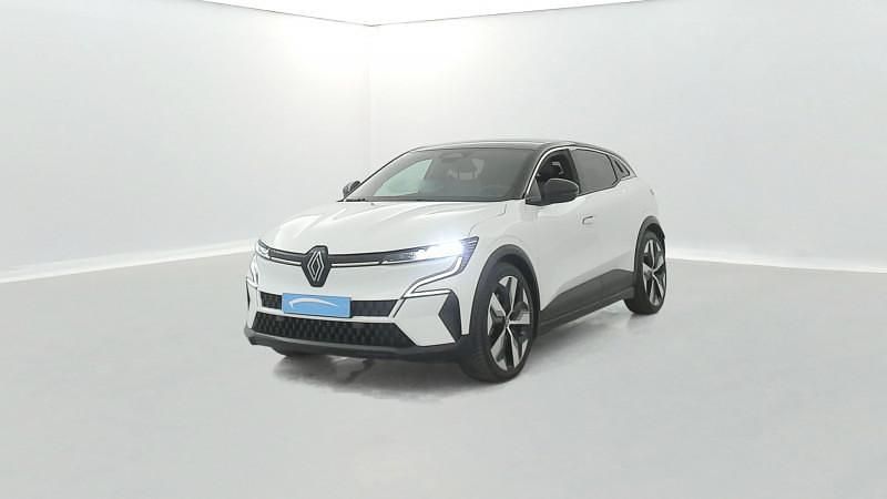 Utilisé 2023 Renault Mégane Techno Berline | 24 290 € (Bon prix) - Image 1/4