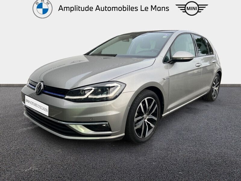 Utilisé 2018 VW Golf VII Exclusive Berline | 20 990 € (Prix cher) - Image 1/4