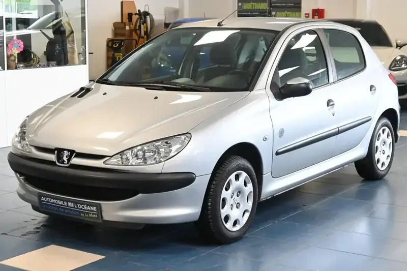 Gris Utilisé 2005 Peugeot 206 Berline | 5 959 € (Prix cher) - Image 1/4
