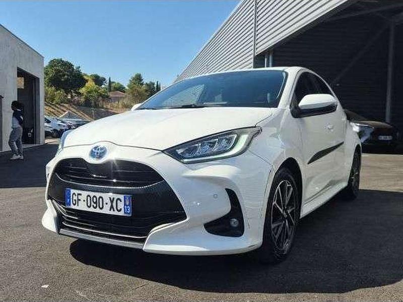 Utilisé 2022 Toyota Yaris Hybrid Design Berline | 18 990 € (Prix juste) - Image 1/1