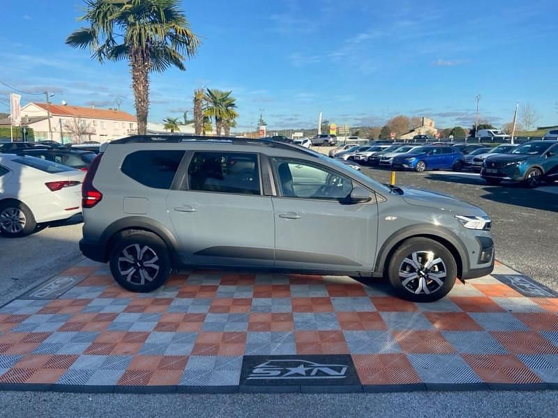 Occasion Dacia Jogger Expression 110 ch (80 kW) 2024 Gris Monospace