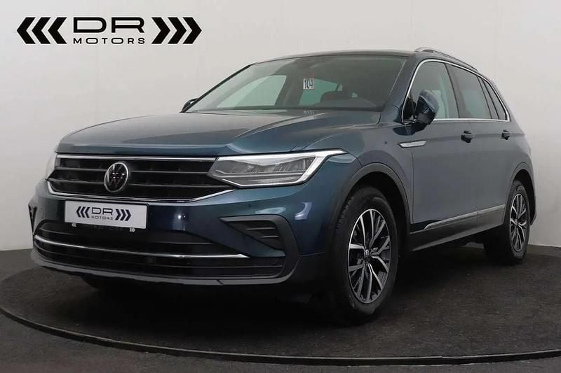 Bleu Occasion 2021 VW Tiguan Life SUV | 23 495 € (Prix juste) - Image 1/4