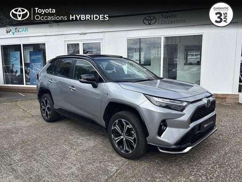 Utilisé 2025 Toyota RAV4 Hybrid SUV | 52 890 € (Prix cher) - Image 1/1