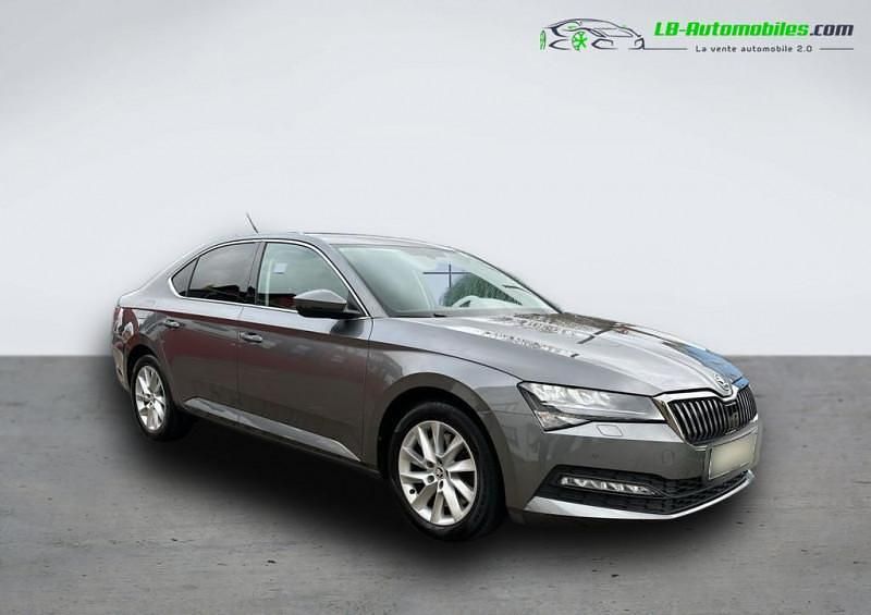 Utilisé 2022 Skoda Superb Berline | 34 500 € (Super prix) - Image 1/4