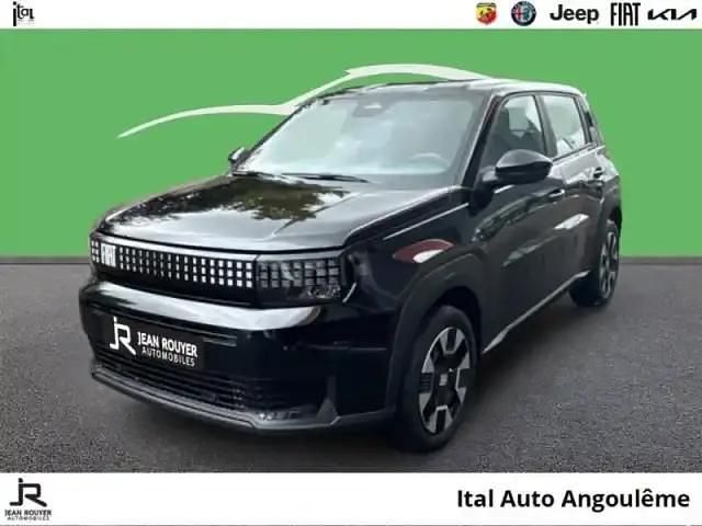 Noir cinema métallisé Occasion 2025 Fiat Grande Panda Citadine | 19 299 € (Bon prix) - Image 1/4