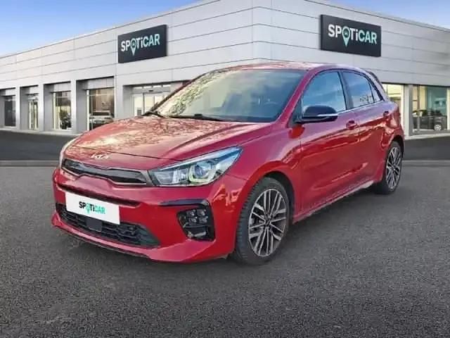 Rouge grenadine métallisé Occasion 2021 Kia Rio GT-Line Berline | 14 890 € (Prix juste) - Image 1/4