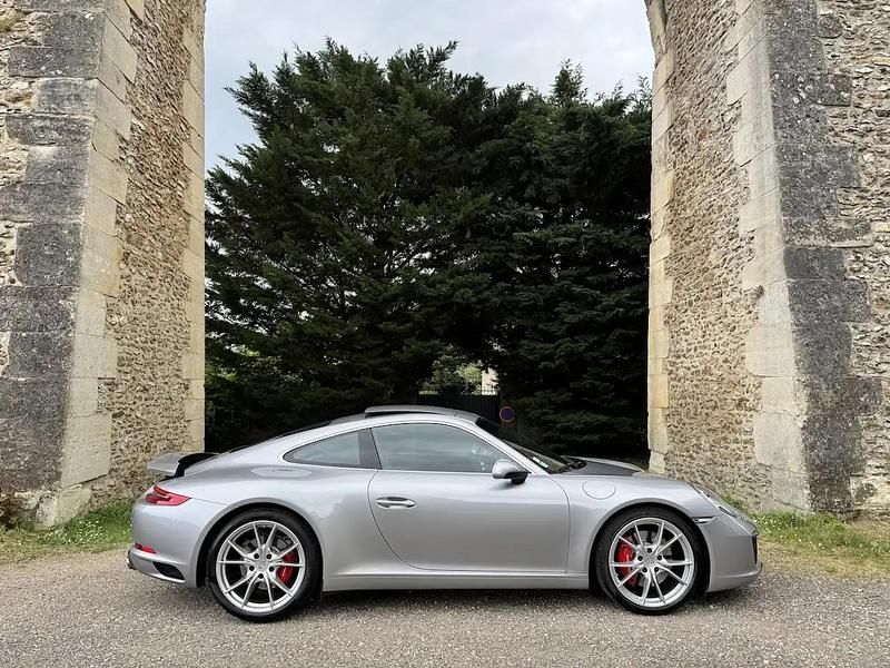 Argent Utilisé 2016 Porsche 911 Carrera S Coupé | 99 790 € (Prix juste) - Image 1/4
