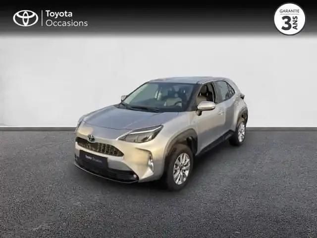 Gris minéral (m) Occasion 2023 Toyota Yaris Cross Business Edition SUV | 23 980 € (Prix juste) - Image 1/4