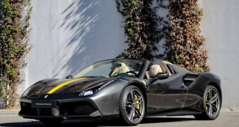Utilisé 2017 Ferrari 488 Coupé | 249 000 € (Prix cher) - Image 1/4