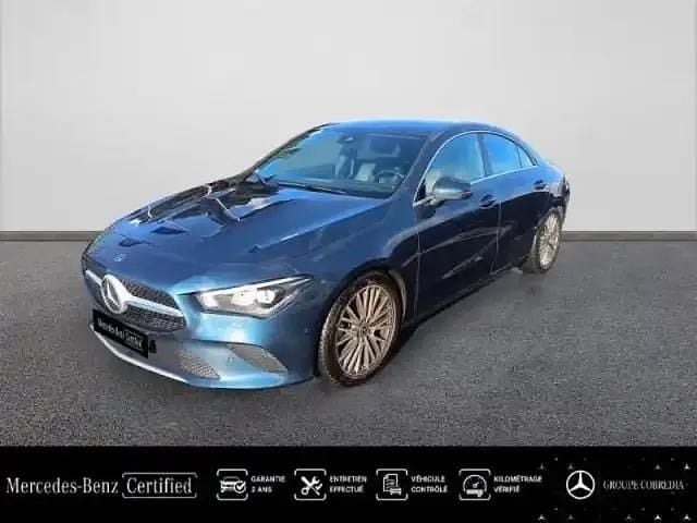 Bleu denim métallisé Occasion 2021 Mercedes CLA180 Progressive Berline | 25 890 € (Prix juste) - Image 1/4