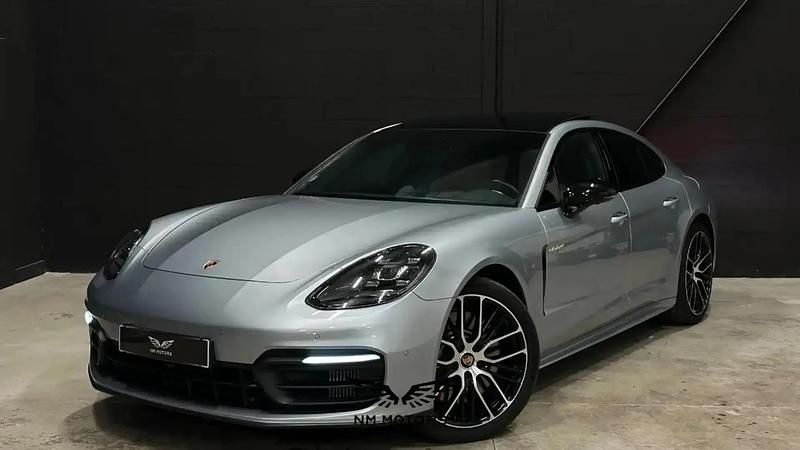 Rouge Occasion 2022 Porsche Panamera Turbo E-Hybrid Berline | 109 990 € - Image 1/4