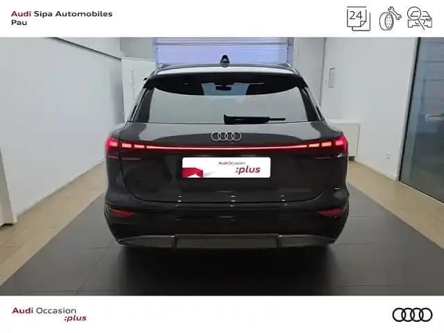 Nouvelle Audi Q6 e-tron Performance 225 kW (306 ch) 2025 Gris magnetique SUV