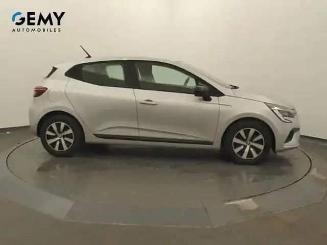 Occasion Renault Clio V 2023 Gris platine Berline