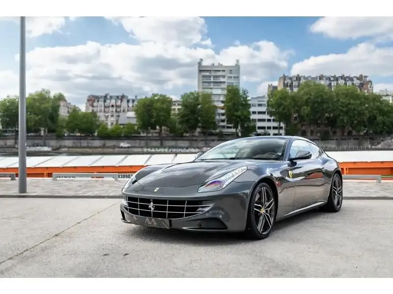 Gris Utilisé 2012 Ferrari FF Coupé | 199 000 € - Image 1/4
