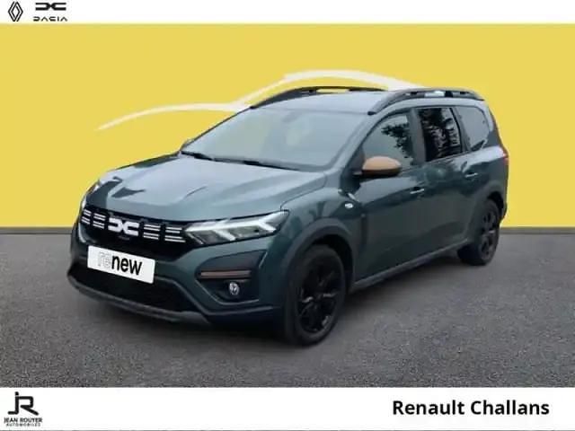 Vert Utilisé 2023 Dacia Jogger Extreme Monospace | 18 490 € (Prix juste) - Image 1/4
