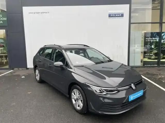 Gris Occasion 2023 VW Golf VIII Life Break | 25 990 € (Prix assez cher) - Image 1/4