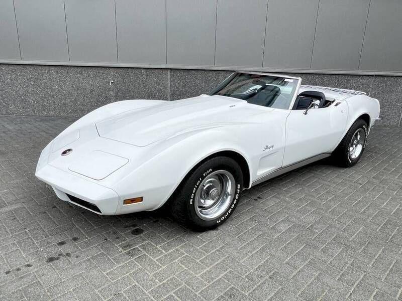 Occasion Chevrolet Corvette Stingray 190 ch (139 kW) 1973 Blanc Cabriolet