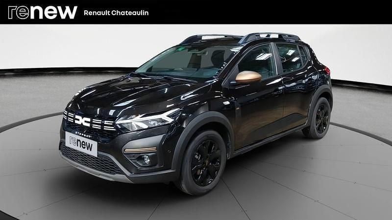 Noir Utilisé 2025 Dacia Sandero Extreme Citadine | 17 990 € (Prix assez cher) - Image 1/4