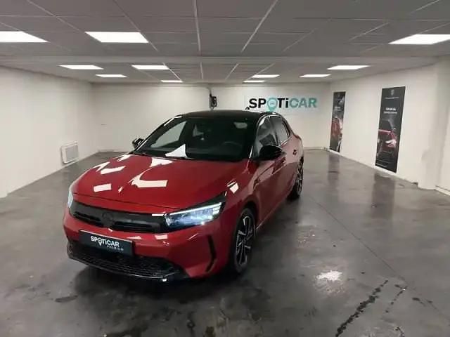 Rouge Occasion 2024 Opel Corsa Berline | 18 690 € (Prix juste) - Image 1/4