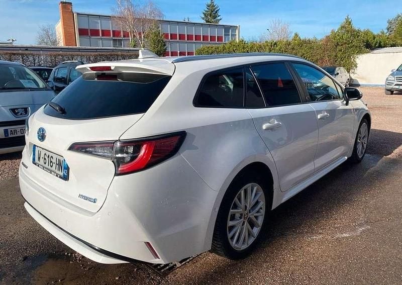 Occasion Toyota Corolla 122 ch (89 kW) 2023 Blanc Break