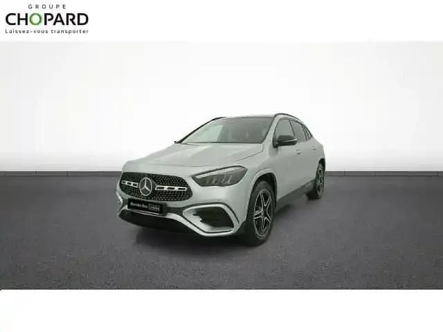 Hightechsilber metallic Utilisé 2024 Mercedes GLA250 SUV | 41 490 € - Image 1/4